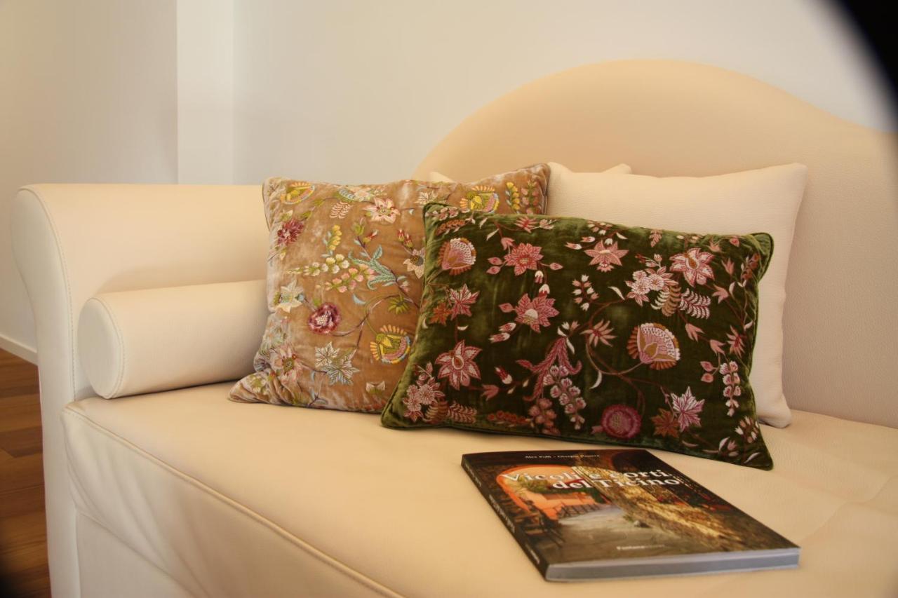 Al Ciani Balcony Suite Lugano Kültér fotó